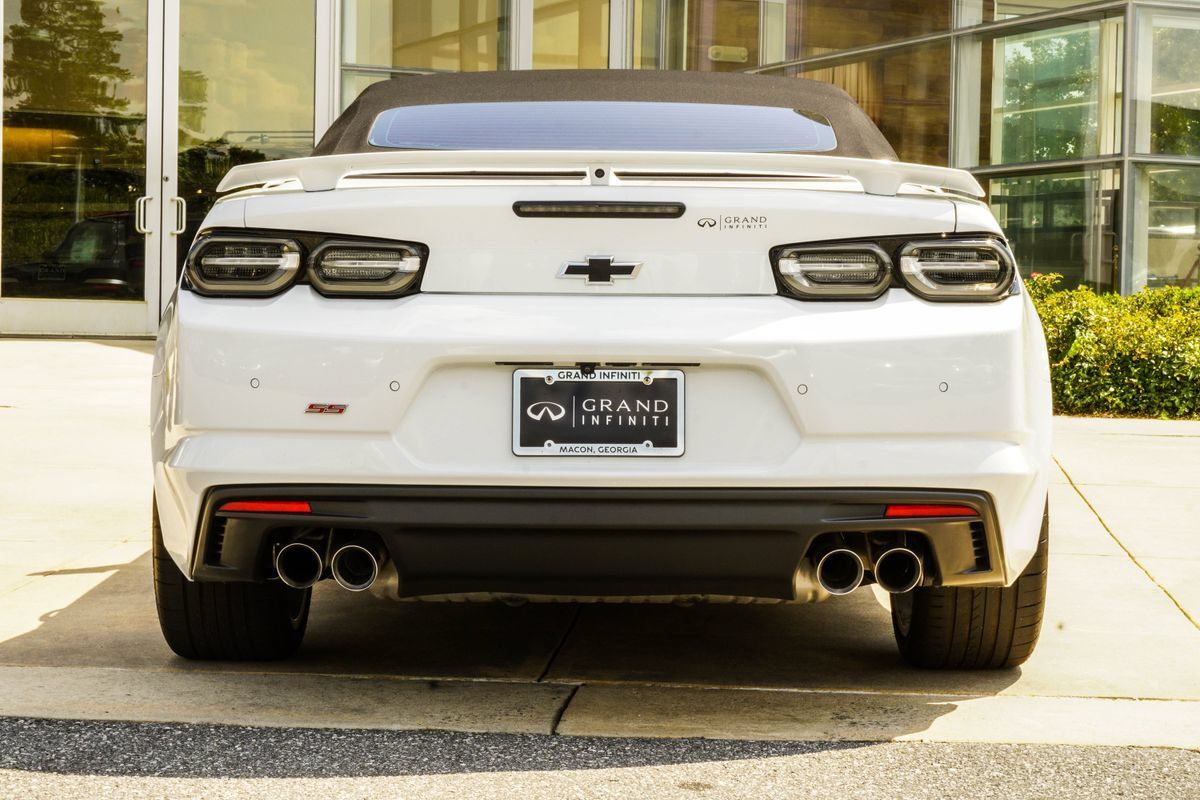 Used 2023 Chevrolet Camaro SS RWD image 12