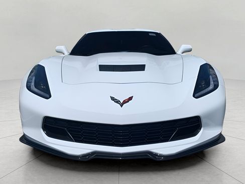 Used 2019 Chevrolet Corvette Stingray Coupe w/ Carbon Flash Badge Package RWD image 4