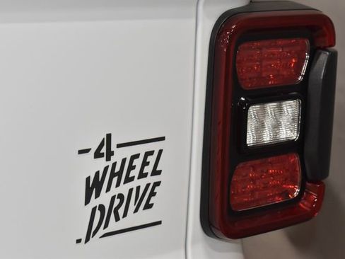 New 2026 Jeep Gladiator Willys image 30