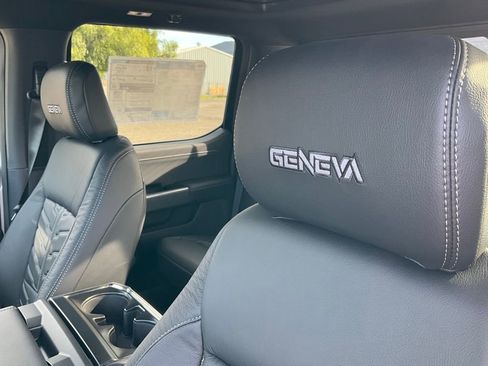 New 2025 Ford F150 XLT w/ Equipment Group 303A High image 60