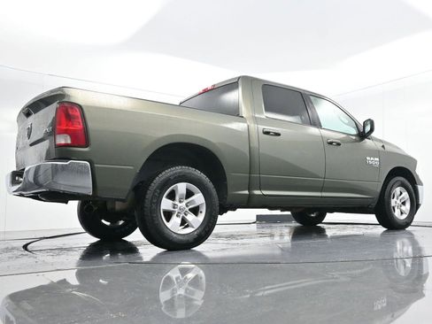 Used 2021 RAM 1500 Classic SLT image 45