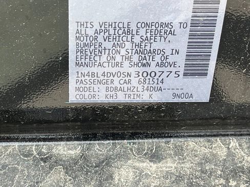 Used 2025 Nissan Altima 2.5 SV FWD image 20