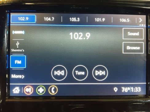 Used 2019 Chevrolet Sonic LT w/ Convenience Package FWD image 25