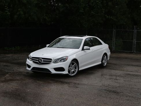 Used 2014 Mercedes-Benz E 350 Sedan image 1