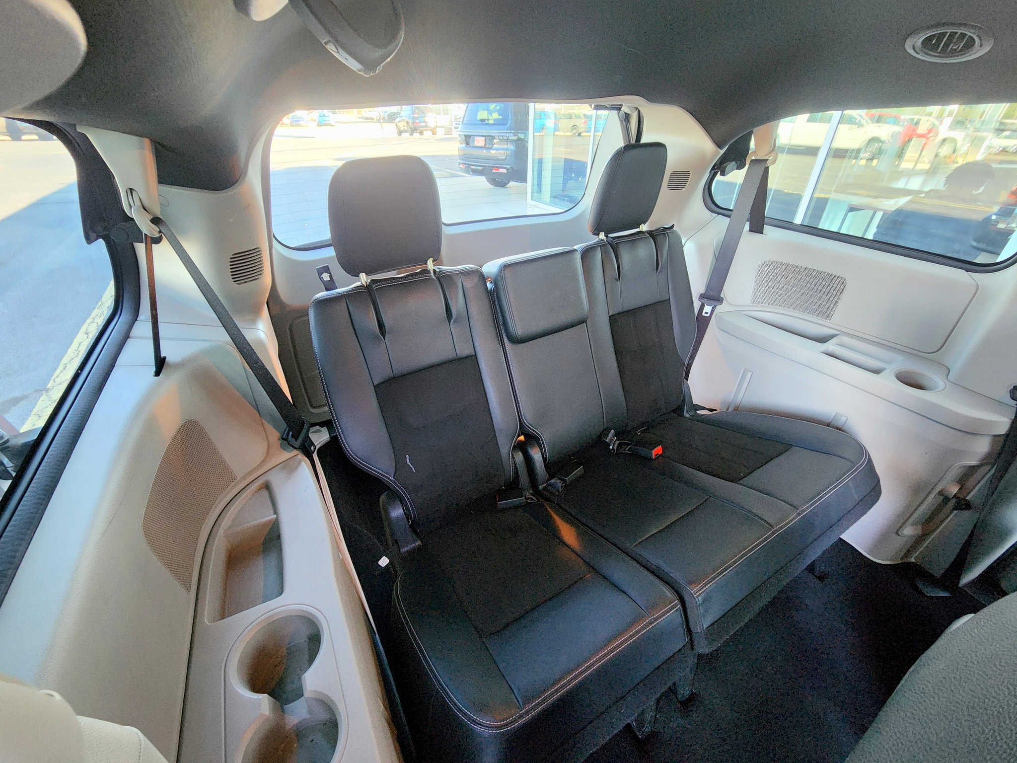 Used 2019 Dodge Grand Caravan SXT FWD image 36