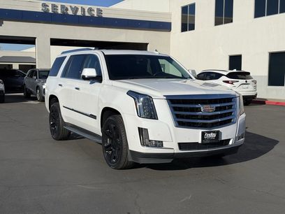 Used 2017 Cadillac Escalade Luxury