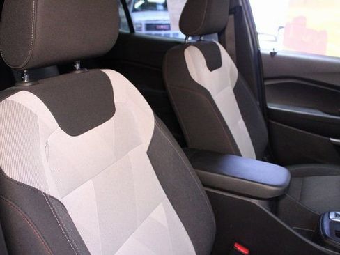 Used 2024 Chevrolet Trax RS w/ Driver Confidence Package image 11