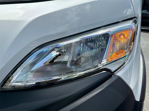 New 2024 RAM ProMaster 3500 w/ Convenience Group image 10