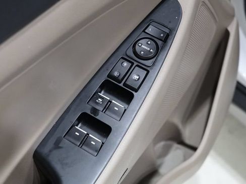 Used 2021 Hyundai Tucson Ultimate w/ Cargo Package AWD/4WD image 19