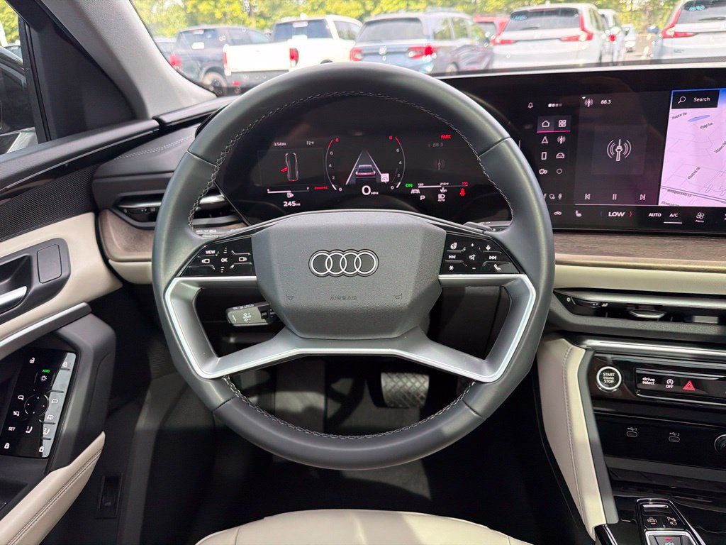 Used 2025 Audi Q5 Premium AWD/4WD image 13