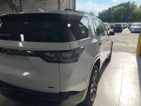 Used 2021 Chevrolet Traverse Premier w/ Redline Edition AWD/4WD image 4