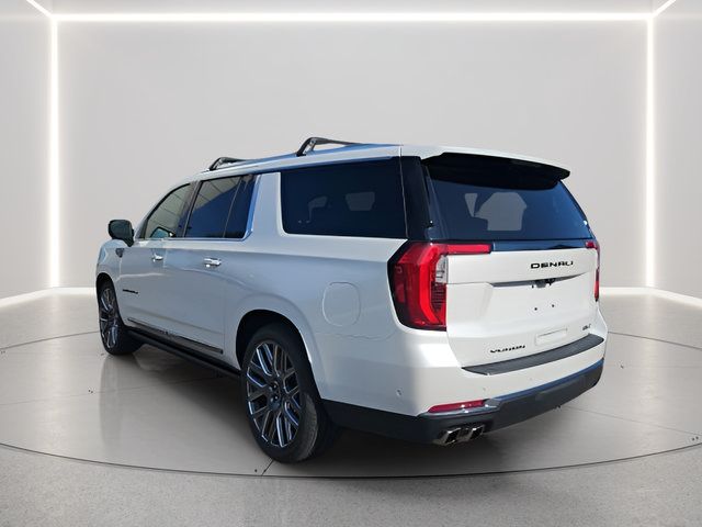Used 2025 GMC Yukon XL Denali Ultimate AWD/4WD image 3