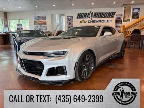 Used 2018 Chevrolet Camaro ZL1 RWD image 1