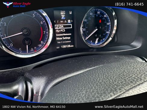 Used 2017 Toyota Corolla SE FWD image 10