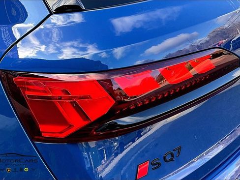 Used 2025 Audi SQ7 Prestige image 26