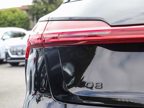 Used 2024 Audi Q8 e-tron Premium AWD/4WD image 11