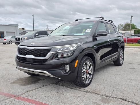 Used 2021 Kia Seltos SX AWD/4WD image 3