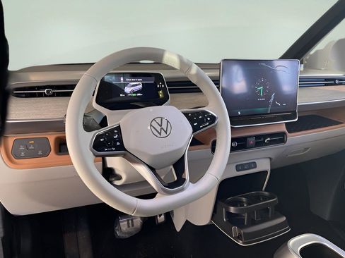 New 2025 Volkswagen ID. Buzz 1st Edition image 9
