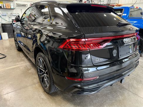 Used 2023 Audi Q8 Prestige AWD/4WD image 7