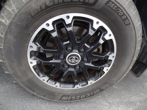 Used 2022 Toyota Tundra SR5 w/ TRD Off-Road Premium Package image 10