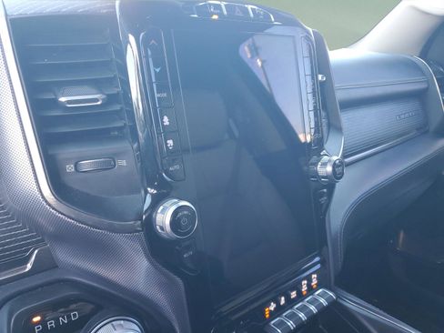 Used 2019 RAM 1500 Limited image 17