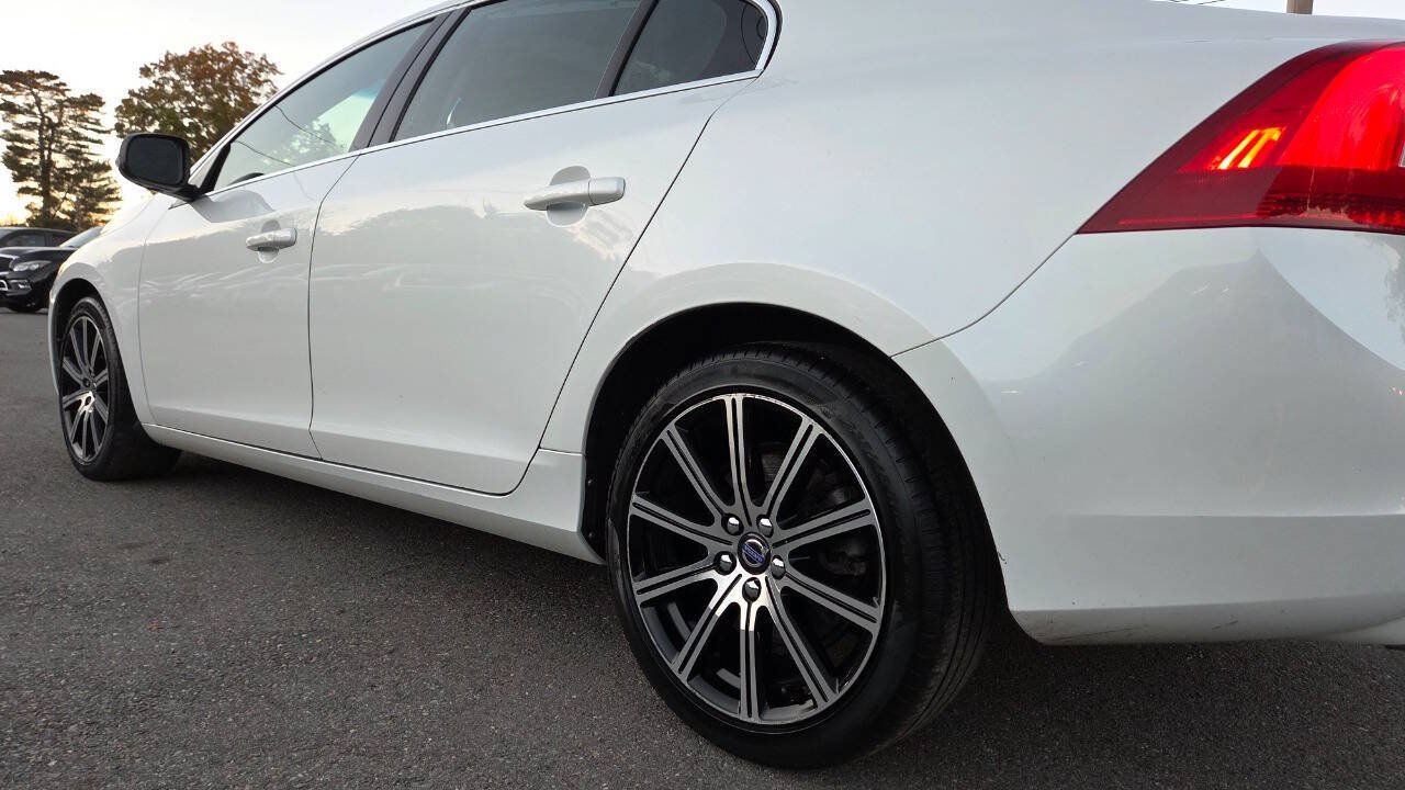 Used 2017 Volvo S60 T5 Inscription AWD/4WD image 11