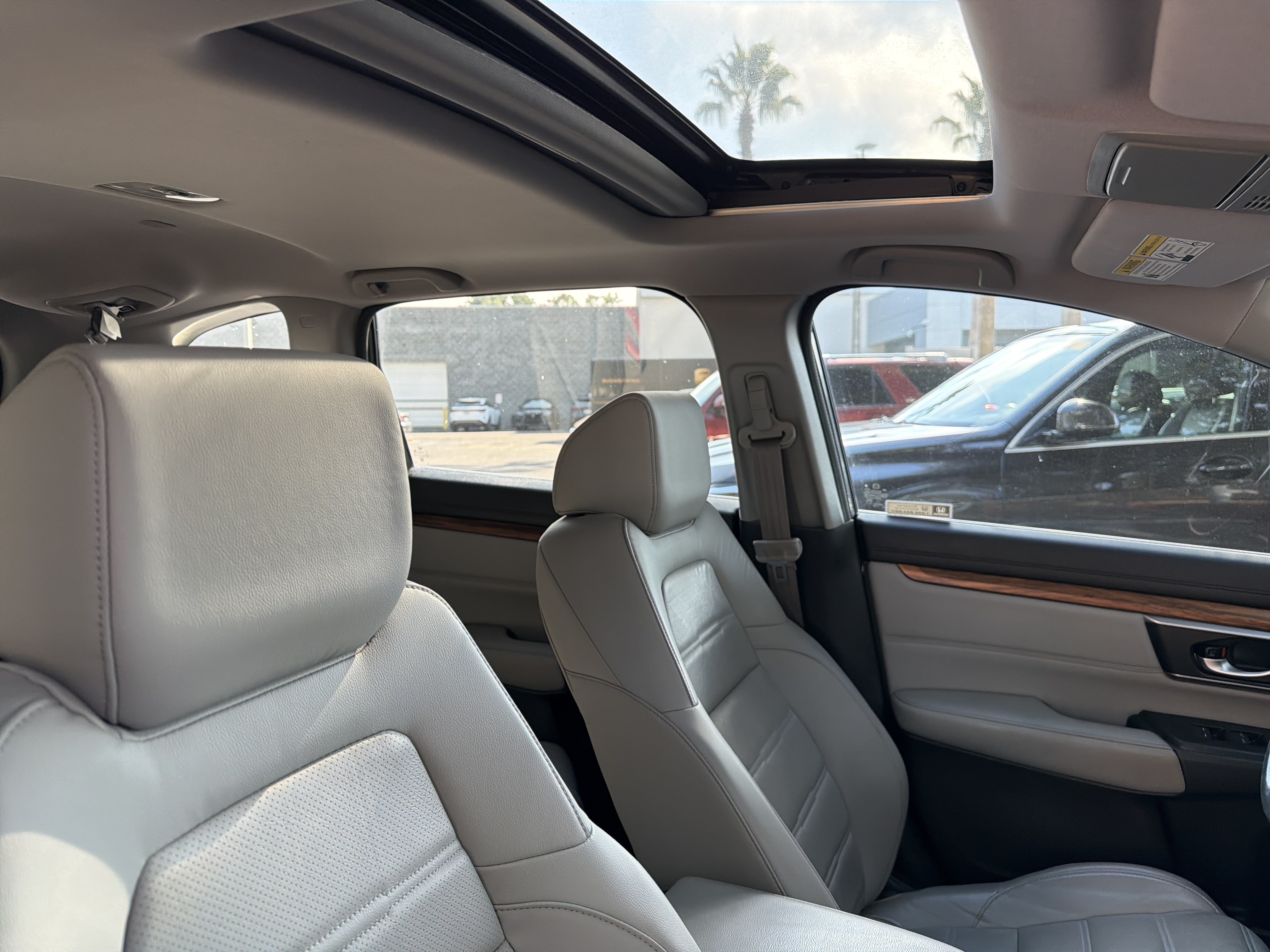 Used 2018 Honda CR-V Touring image 44