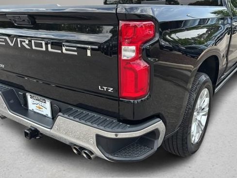 Used 2023 Chevrolet Silverado 1500 LTZ w/ LTZ Premium Package AWD/4WD image 37