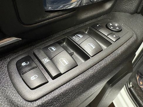 Used 2022 RAM 1500 Classic Warlock image 11