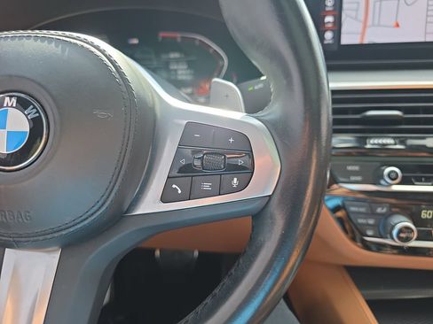 Used 2023 BMW 530i w/ M Sport Package RWD image 21