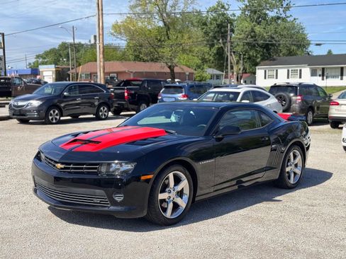 Used 2015 Chevrolet Camaro LS RWD image 9