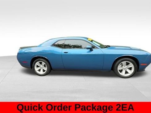 Used 2023 Dodge Challenger SXT RWD image 8