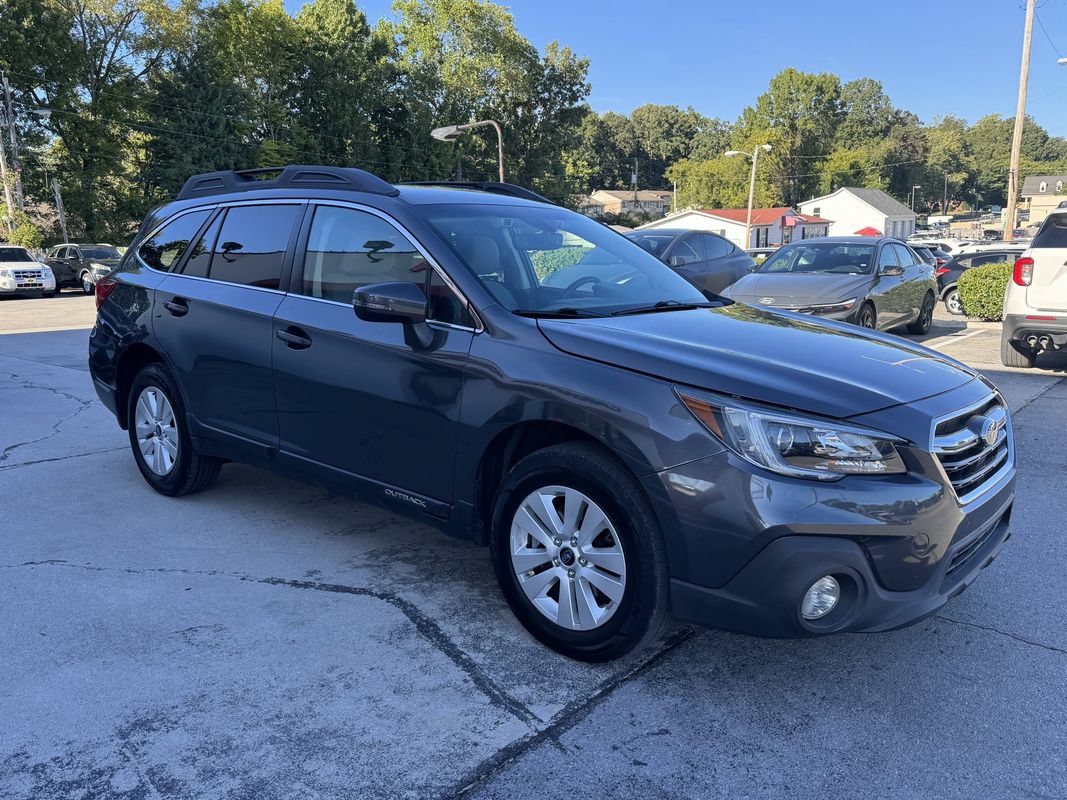 Used 2018 Subaru Outback 2.5i Premium AWD/4WD image 8