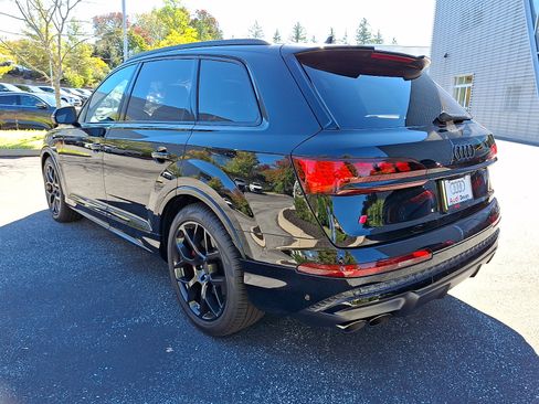 New 2026 Audi SQ7 Prestige image 3