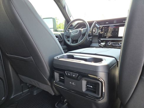 New 2026 GMC Sierra 2500 AT4 w/ AT4 Premium Plus Package image 27