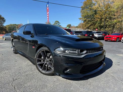 Used 2021 Dodge Charger Scat Pack image 2