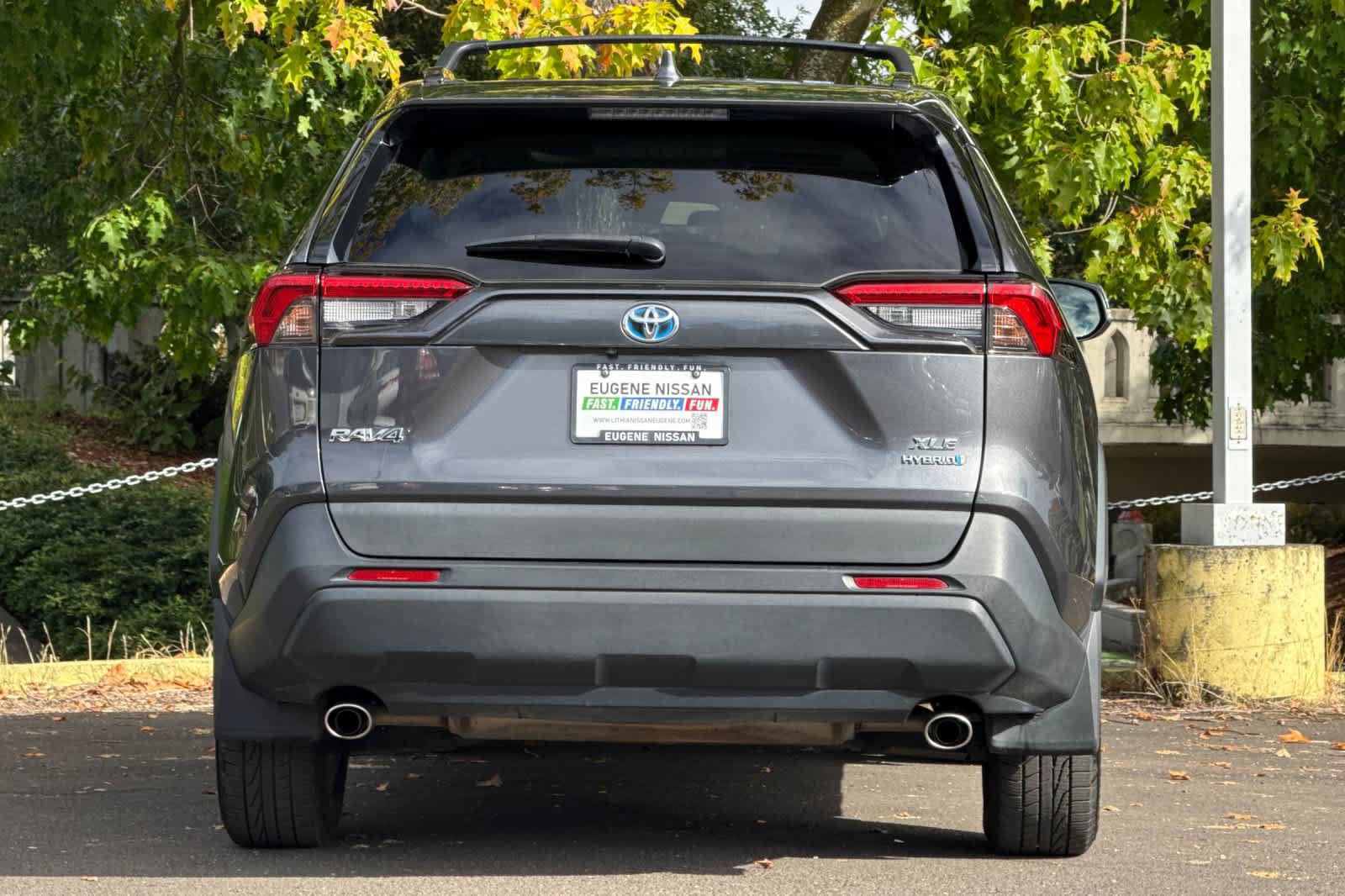 Used 2020 Toyota RAV4 XLE w/ Convenience Package AWD/4WD image 7
