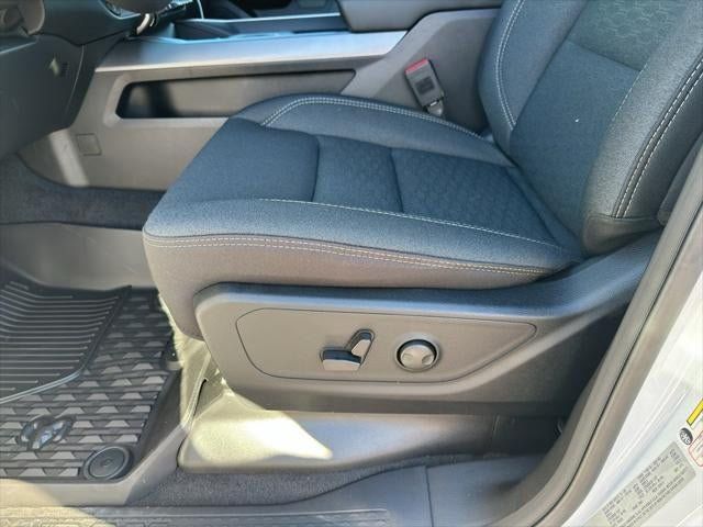 New 2026 RAM 1500 Big Horn AWD/4WD image 32