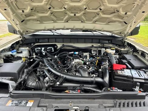 Used 2025 Ford Bronco Badlands AWD/4WD image 20