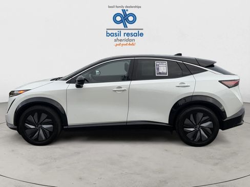 Used 2023 Nissan Ariya FWD image 3