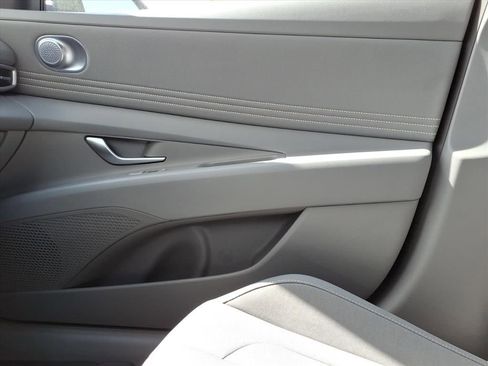 New 2026 Hyundai Elantra Sport image 36