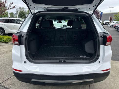 Used 2023 Chevrolet Equinox LT w/ LPO, Floor Liner Package AWD/4WD image 25