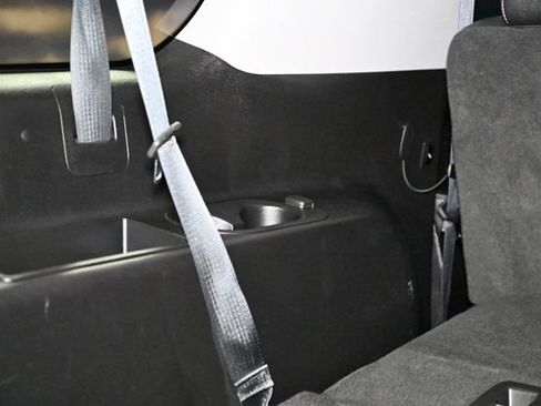 Used 2019 Chevrolet Suburban Premier AWD/4WD image 73