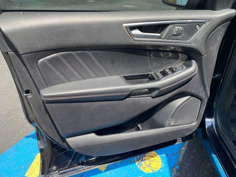 Used 2019 Ford Edge ST w/ Equipment Group 401A AWD/4WD image 28