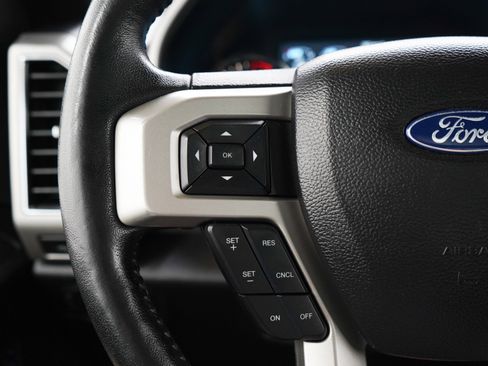 Used 2018 Ford F150 Lariat w/ Equipment Group 502A Luxury AWD/4WD image 23