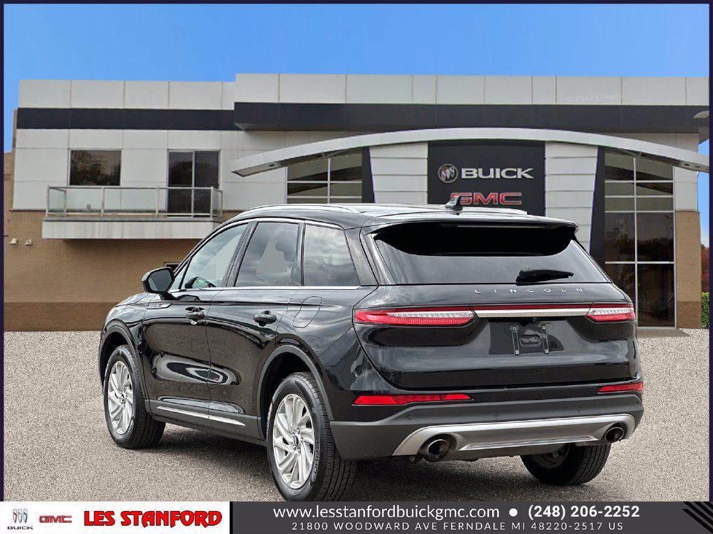 Used 2021 Lincoln Corsair FWD image 4