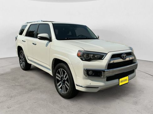 Used 2017 Toyota 4Runner Limited AWD/4WD image 3
