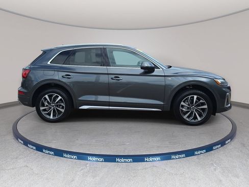 Used 2023 Audi Q5 2.0T Premium w/ Convenience Package AWD/4WD image 5