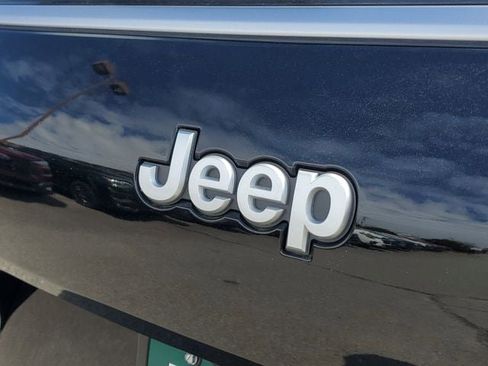 New 2026 Jeep Grand Cherokee L Limited RWD image 8
