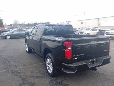 Used 2022 Chevrolet Silverado 1500 Custom image 5